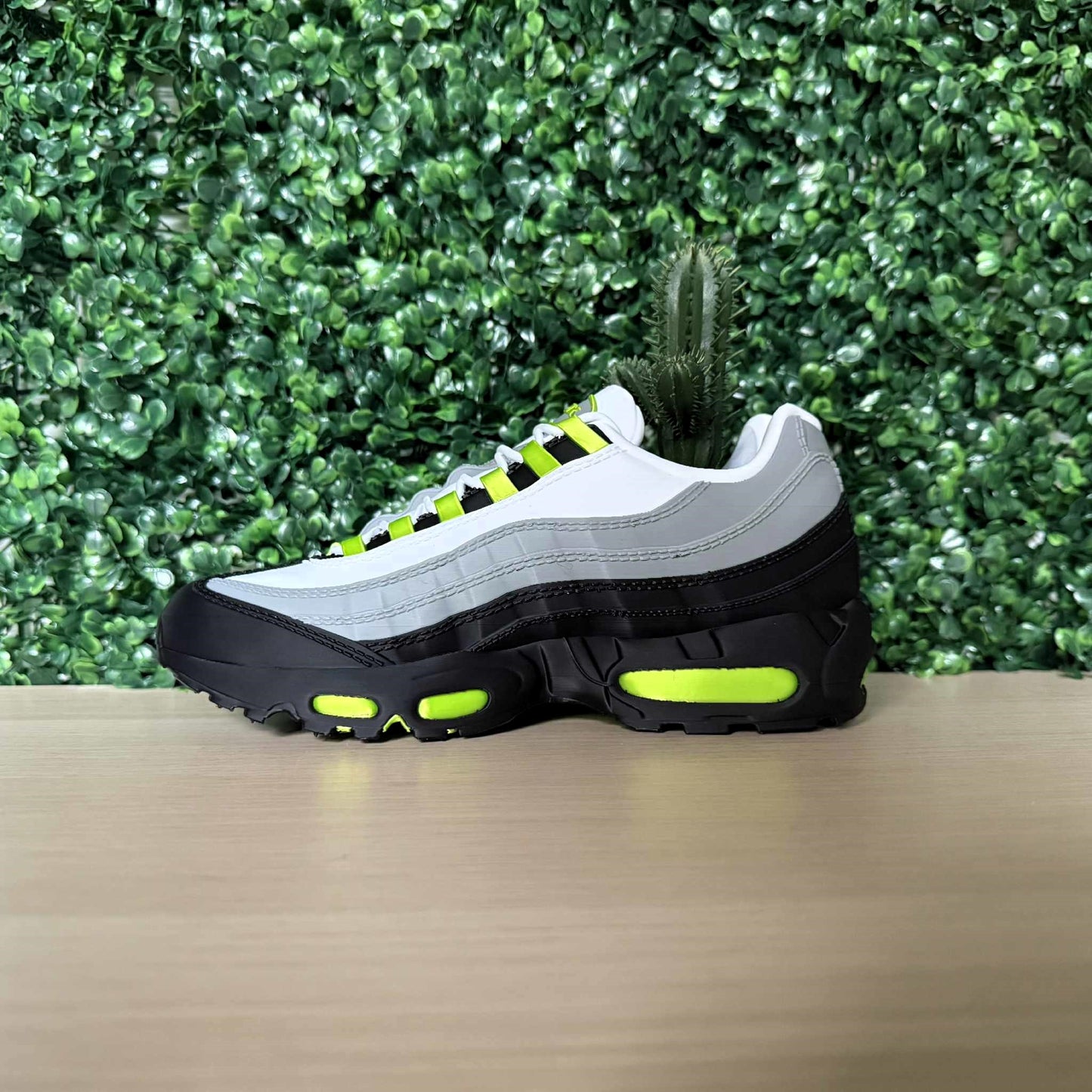 Air Max 95 Neon Sneaker Planter