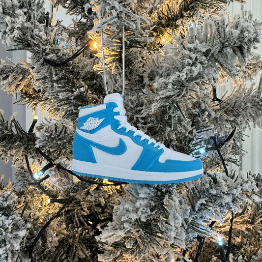 Jordan 1 UNC bauble