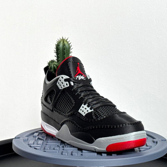 Jordan 4 BRED Sneaker Planter