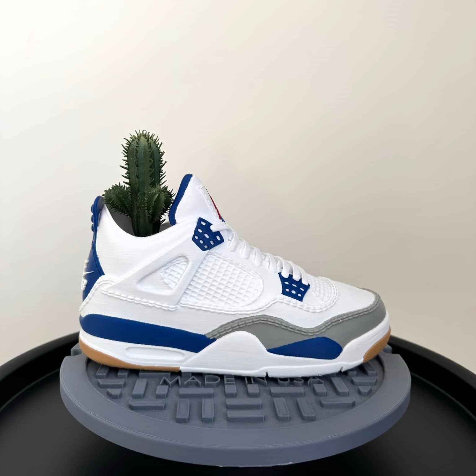 Jordan 4 SB NAVY Sneaker Planter