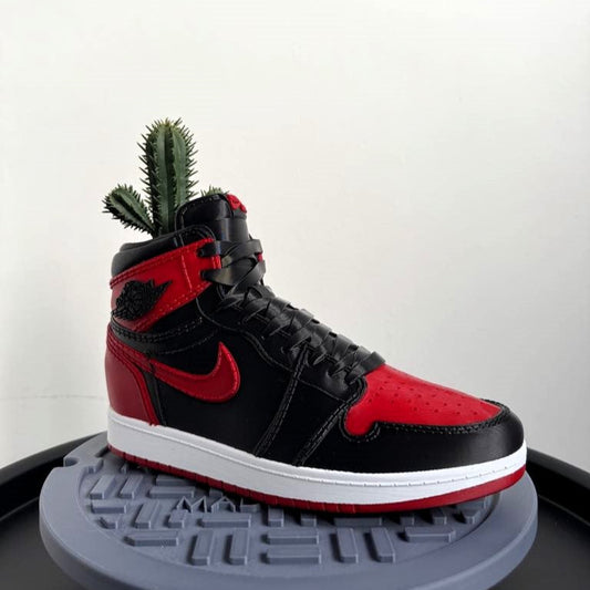 Nike Jordan 1 Bred Sneaker Planter