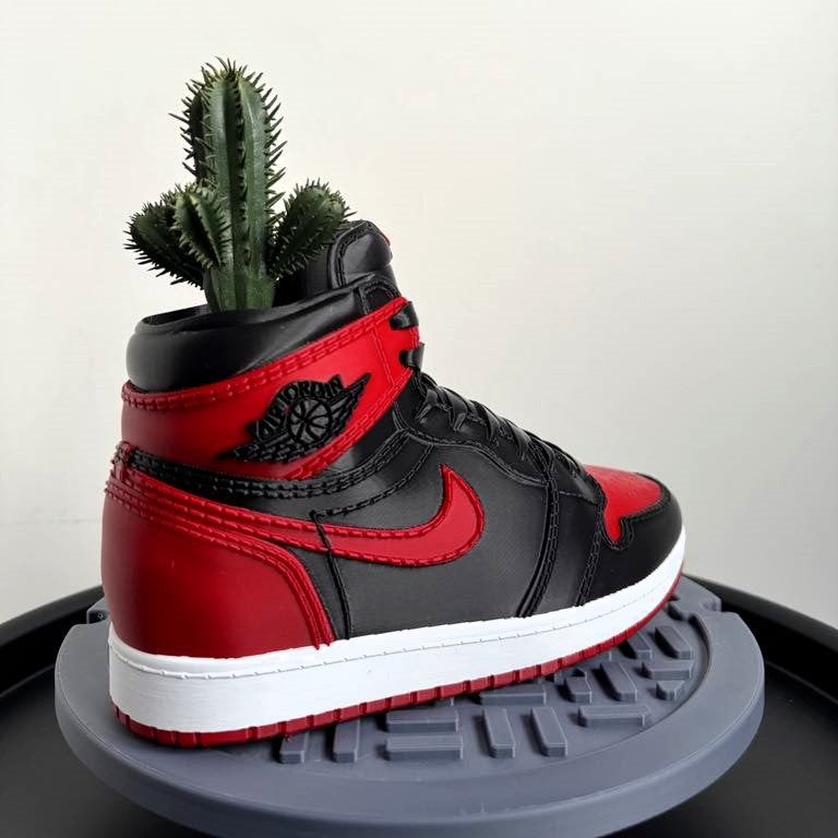 Nike Jordan 1 Bred Sneaker Planter
